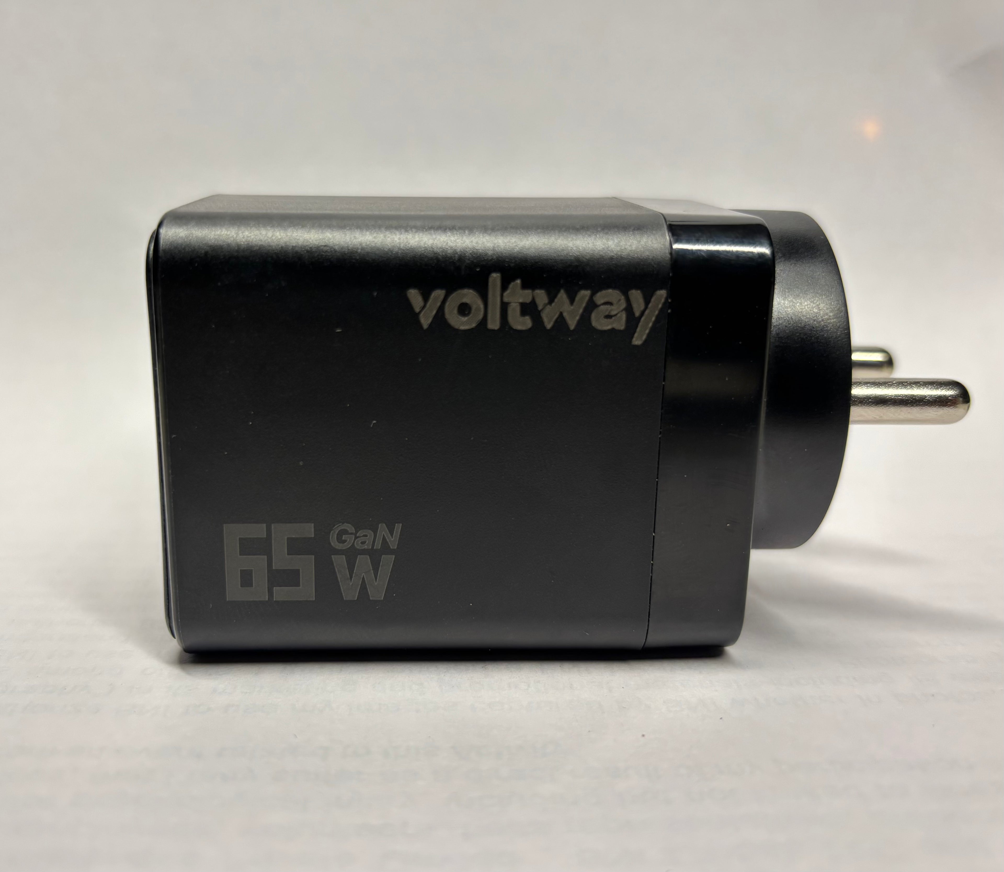 VoltWay Built-in retractable wire Smart 65W Fast Charger™